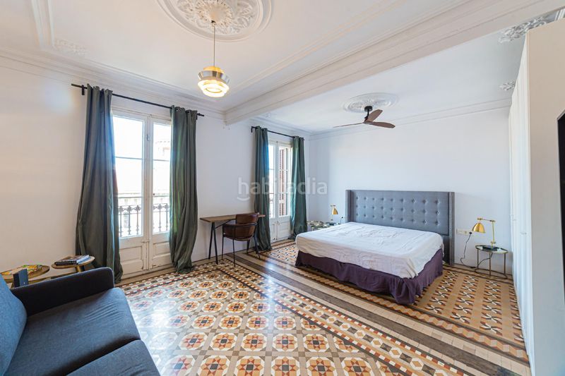 Foto afa46c20-6ae7-496c-8c88-dcc31effb940. Àtic amb calefacció a L´Antiga Esquerra de l´Eixample Barcelona