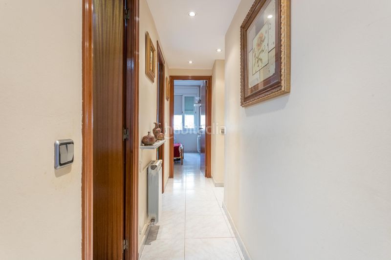 Foto e645f392-378d-46a8-b6c5-962f5489506c. Pis amb calefacció aparcament a Can Rull Sabadell