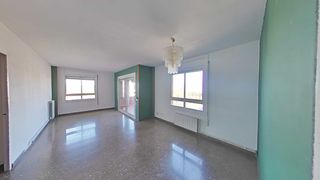 Appartement à Creu Alta. Junto a parc tauli