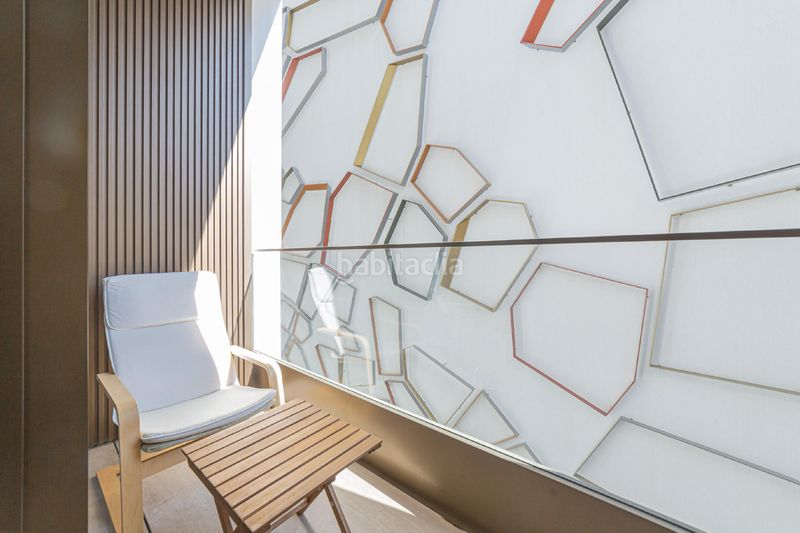 Foto 229567bd-273c-4f79-b928-363cbd32a54f. Pis amb calefacció aparcament piscina a Vila de Gràcia Barcelona