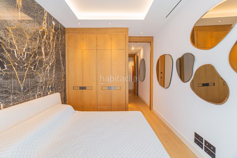 Foto 6db2b500-6134-4e55-ab6b-aef4126829eb. Pis amb calefacció aparcament piscina a Vila de Gràcia Barcelona