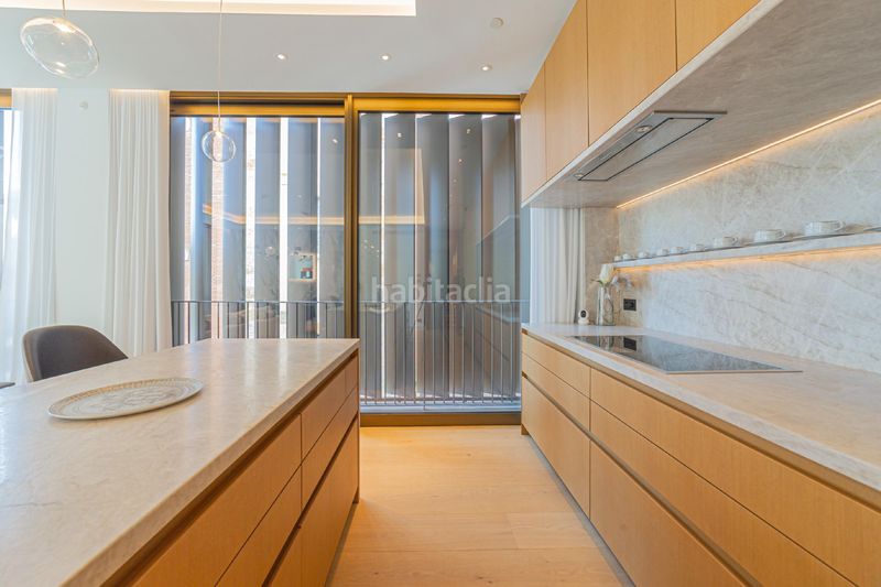 Foto 9da5be0f-530e-4f42-ae8f-4b6c85c5b294. Pis amb calefacció aparcament piscina a Vila de Gràcia Barcelona