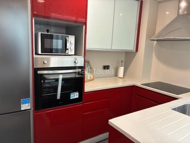 Foto 020173a4-ea25-459b-b18c-6280b3ea27d2. Apartament amb aparcament a Berbés - Peritos Vigo