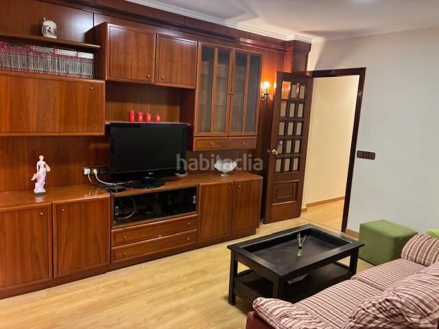 Foto 18db423c-f86e-4fe1-aa21-c84efbd298a1. Apartament amb aparcament a Berbés - Peritos Vigo