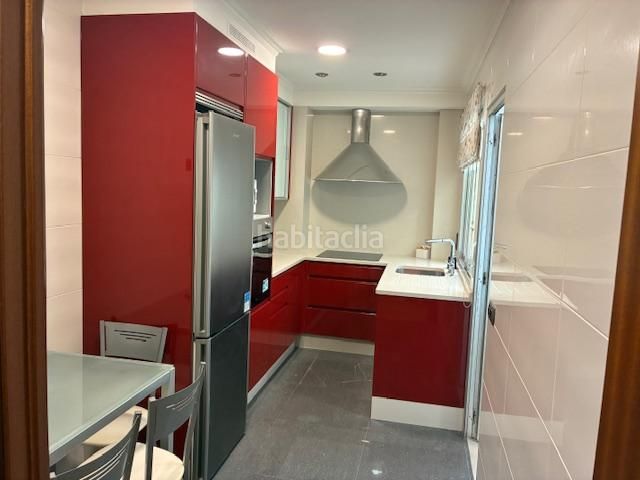 Foto 69b71af5-46a0-4c0e-8e1c-8daec9466dd9. Apartament amb aparcament a Berbés - Peritos Vigo