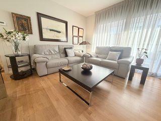 Appartamento in Ca n'Aurell. Junto a la rambla d ègara