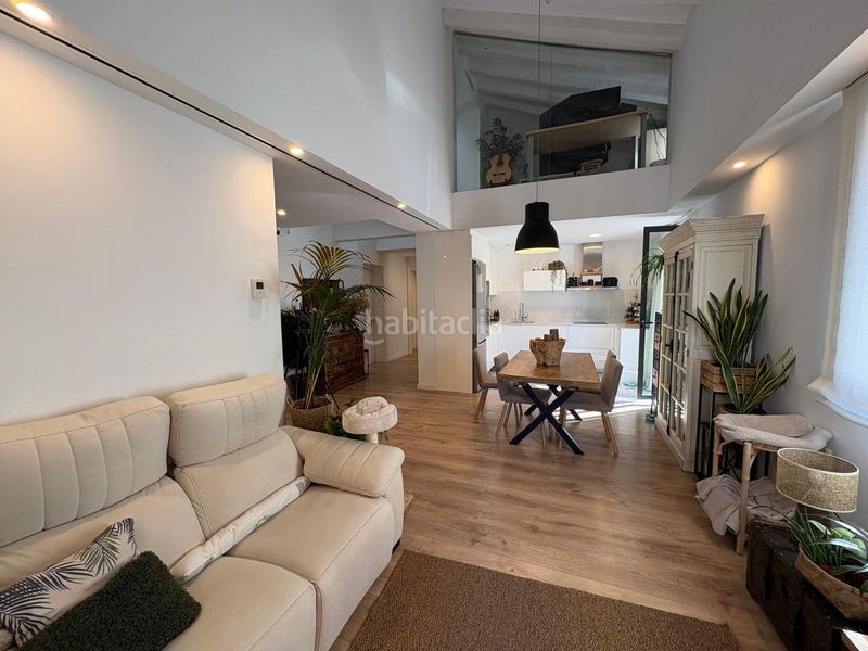 Foto 0f873652-45df-48ce-9a13-296de3fd72a8. Dúplex amb calefacció a Centre Sabadell