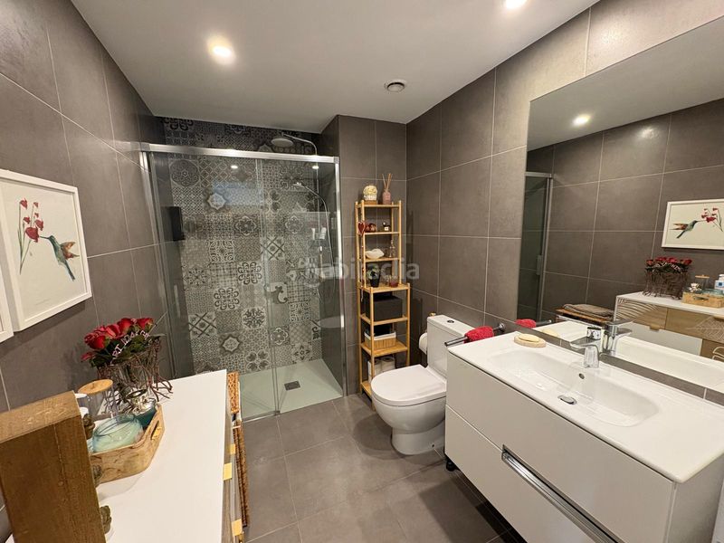 Foto 48e5b41b-1c43-4854-8637-da32936b8f13. Dúplex amb calefacció a Centre Sabadell