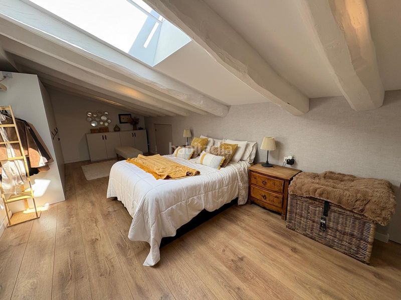 Foto da22d900-76e0-438b-bcf2-640b94a0de47. Dúplex amb calefacció a Centre Sabadell