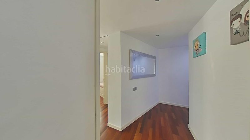 Foto f5ab679e-56d9-46e2-bb77-cae89fa2c6c9. Pis amb calefacció aparcament a St. Pere - Sta. Caterina - El Born Barcelona