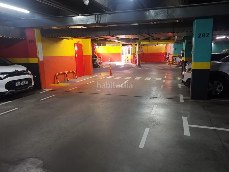 Foto a7a4d1cb-88d0-490b-9d69-03ca273b7968. Aparcament cotxe a Canillejas Madrid