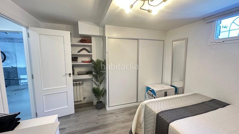 Foto ea73f08e-cdca-4b33-9f96-b5d67ca9d8a0. Casa aparellada amb calefacció aparcament piscina a Alcorcón