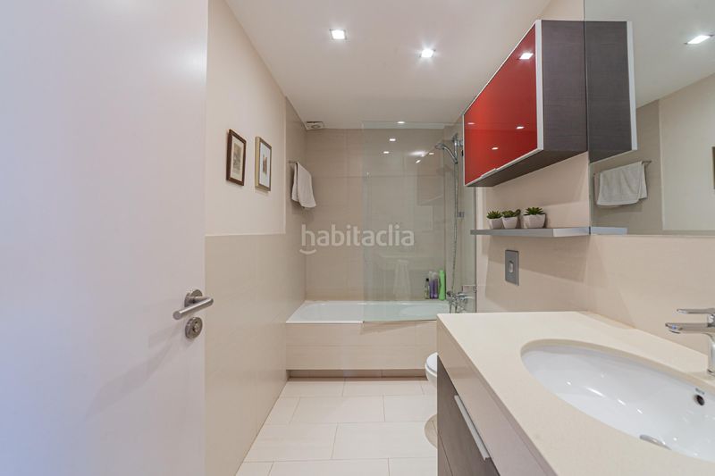Foto cde57d3d-b1f4-46af-b2b2-2655d0c139fa. Àtic amb calefacció a Sant Gervasi - Galvany Barcelona