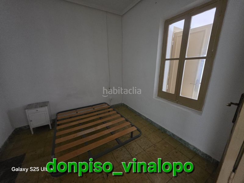 Foto 5bfafad5-48e2-4478-b778-05e21be5509d. Casa aparellada a Plaza Castelar - Mercado Central Elda