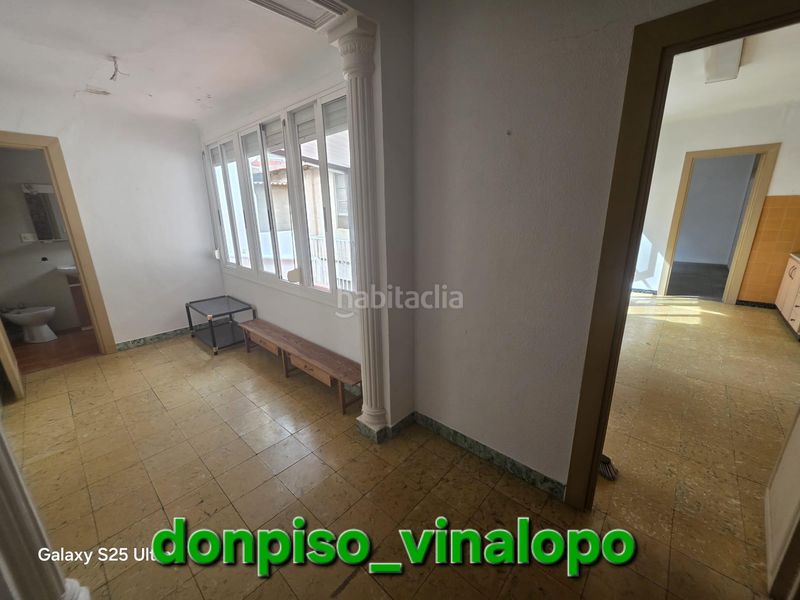 Foto 6329059d-0af7-42c9-b263-c89cedec6260. Casa aparellada a Plaza Castelar - Mercado Central Elda