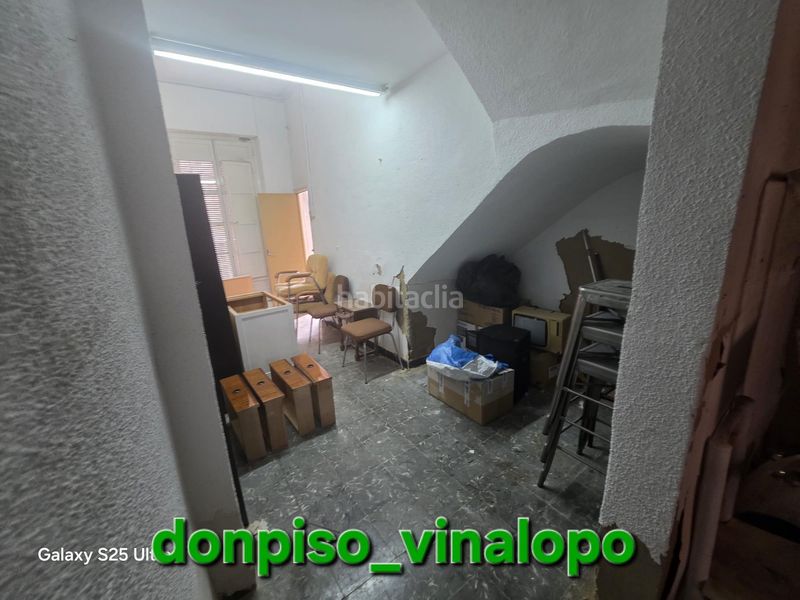 Foto e3c0d7ab-8646-4494-a8b1-6a3cb8137438. Casa aparellada a Plaza Castelar - Mercado Central Elda