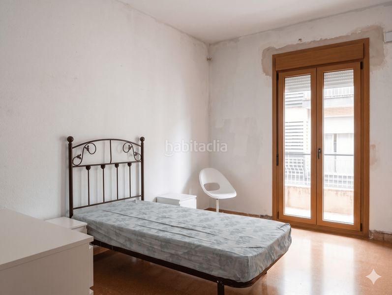 Foto d6afccd3-34b2-45e4-89a5-8004044a5b80. Pis a Centro Cáceres