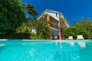 Xalet a Montmar. Castelldefels  montmar