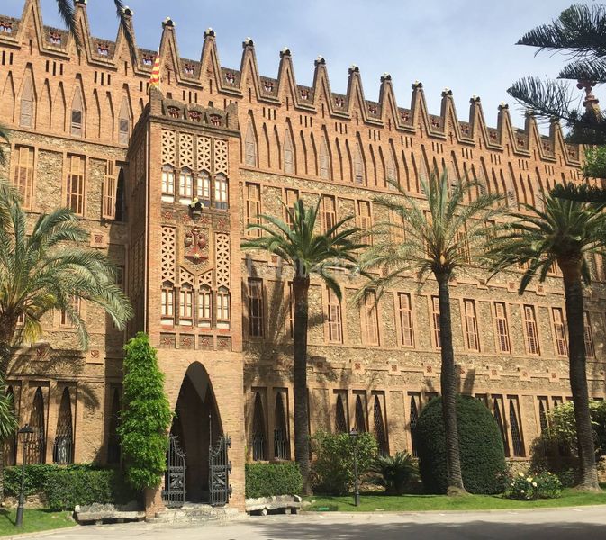 Foto 5a5c8896-1cd3-4ae9-8715-c5ad6821c889. Pis amb calefacció aparcament piscina a Tres Torres Barcelona