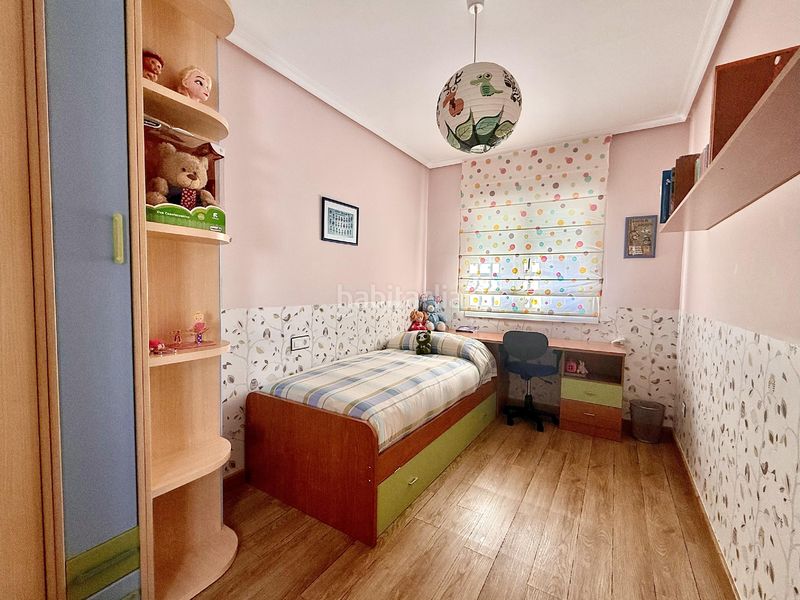 Foto a78c4c50-2f8a-4bb8-ba58-21c5a3d352ee. Dúplex amb calefacció aparcament a Zona Norte - Hospital - Urbanizaciones Plasencia
