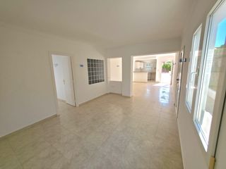 Casa aparellada a Les Bassetes - El Marjal. Cerca del club de tenis de dénia.