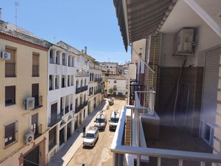 Apartament a Andújar. A tan solo 50 metros de la plaza vieja