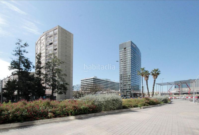 Foto e4745386-783a-4f1d-9a1e-72318970f16d. Pis amb aparcament a La Nova Esquerra de l´Eixample Barcelona