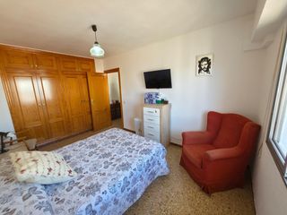 Apartament a Saladar. Cerca del club náutico.