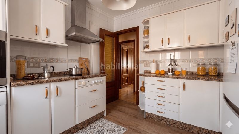 Foto 2fd69fc1-0f5b-4c51-9f0b-43d500280e39. Pis a Centro Cáceres