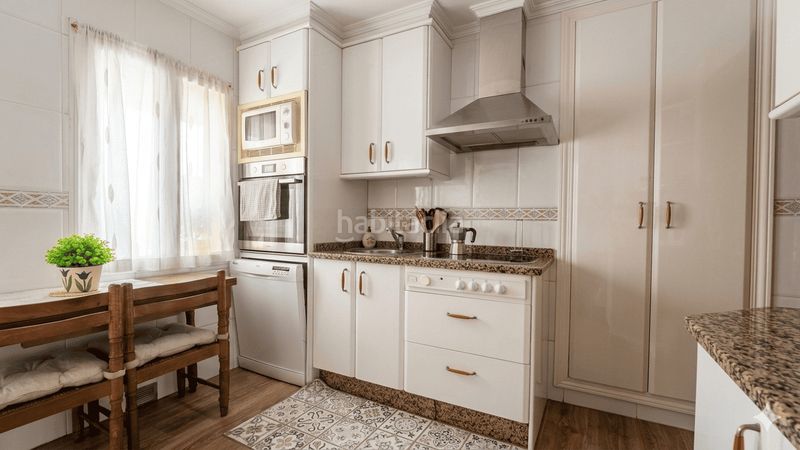 Foto a8151218-edbf-4c07-8cc4-7b9315de45eb. Pis a Centro Cáceres