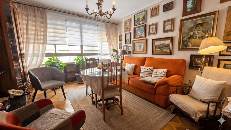 Foto b2a69b9d-91c4-4fcc-8847-1a9688723ff6. Pis a Centro Cáceres