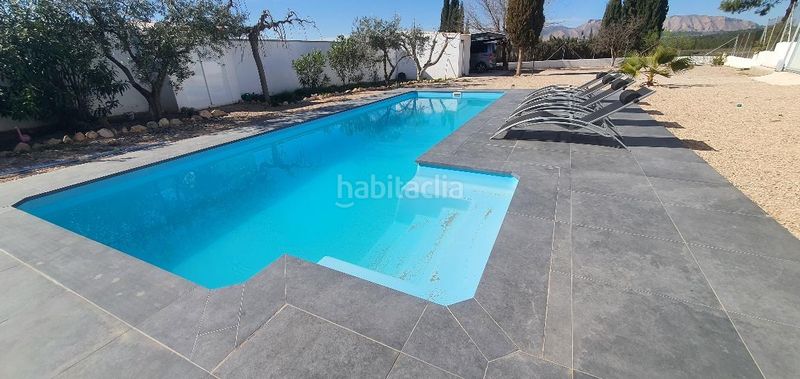 Foto 2e115d5b-eb98-4402-8348-90fcf2c1f762. Casa aparellada amb calefacció aparcament piscina a Hellín