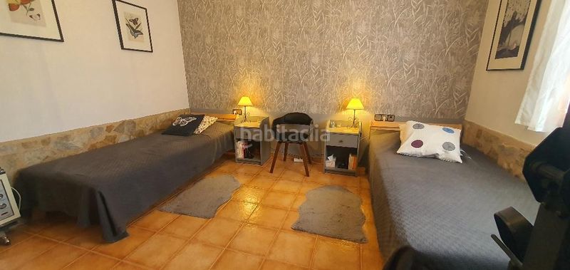 Foto 30a758fb-0d65-4ceb-9d7a-c52b3e53f76b. Casa aparellada amb calefacció aparcament piscina a Hellín