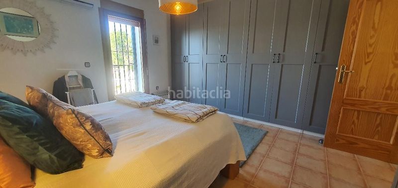 Foto f359124e-0629-47dd-a18f-487d9664d7e0. Casa aparellada amb calefacció aparcament piscina a Hellín