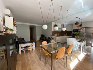 Appartement in Tres Torres. Al lado  de la plaza artós y la calle major de sarrià