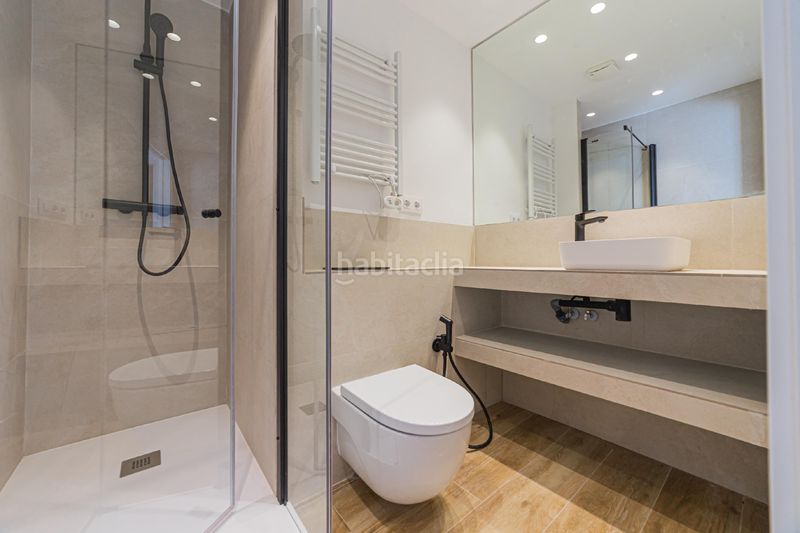 Foto 87875420-2cc4-478e-84ca-c3d8a3a7356b. Pis a El Coll Barcelona