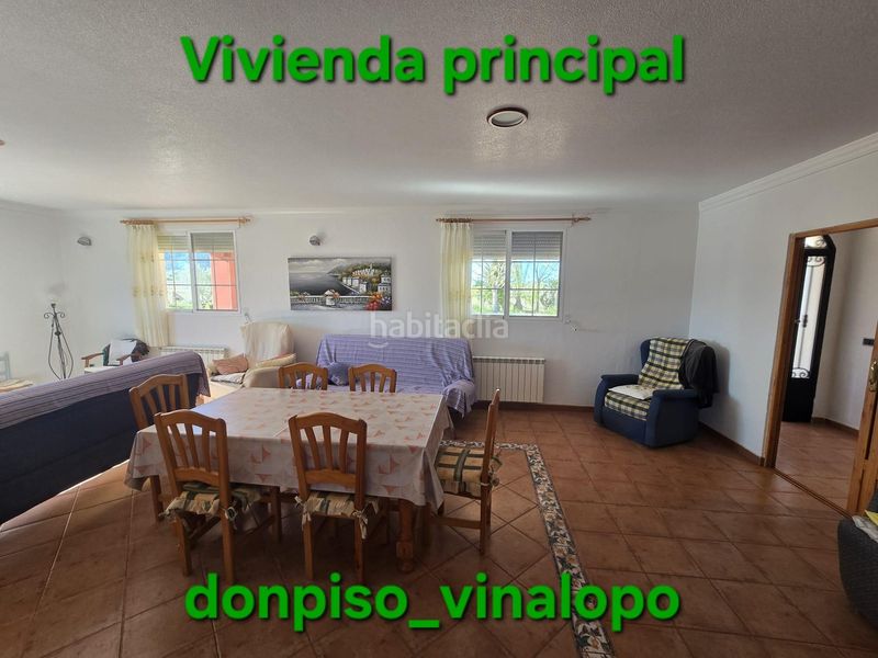 Foto 1bba9564-a84b-46b5-a396-112d613eac68. Masia amb calefacció aparcament piscina a Elda