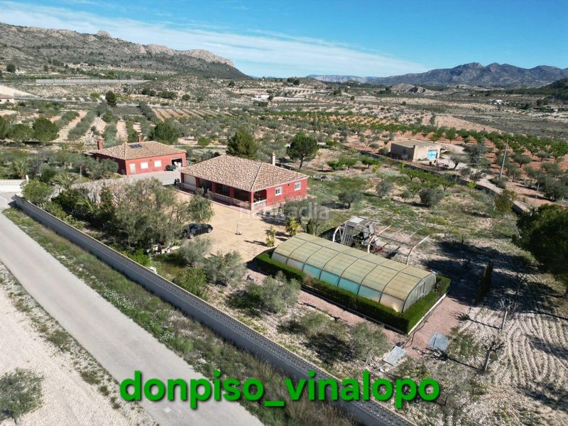 Foto 81c3957f-be48-4924-a0af-b38224a03588. Masia amb calefacció aparcament piscina a Elda