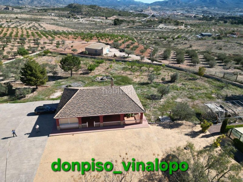 Foto fbd2e2d5-9165-4948-b19e-2c0f0ac3165e. Masia amb calefacció aparcament piscina a Elda