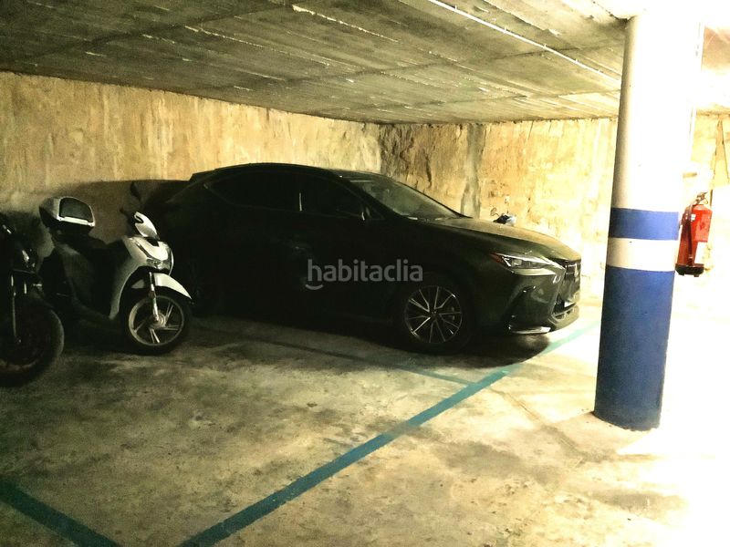 Foto 0ed4ea05-6612-4709-8db0-46c72e2aa55c. Aparcament cotxe a Centre Masnou (El)