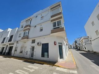 Apartment in Conil. Zona preferida por los conileños  cerca de todo.