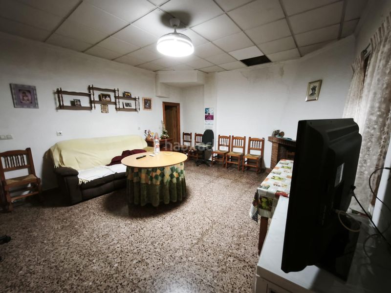 Foto 14d2d324-13e6-42bb-a00d-82bd06866ea2. Casa aparellada a Mula