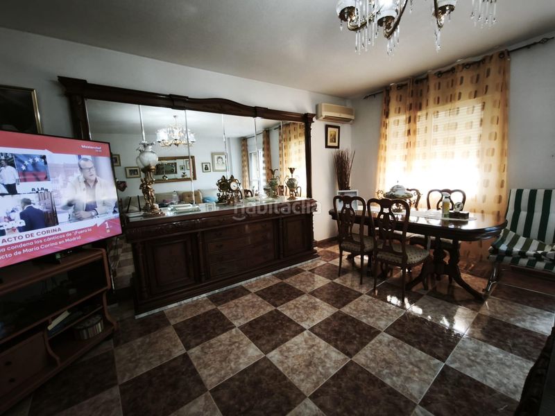 Foto ae6fafd9-fcff-4363-ab73-f0f60abb4291. Casa aparellada a Mula
