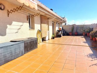 Appartement à Olesa de Montserrat. Zona de leixample