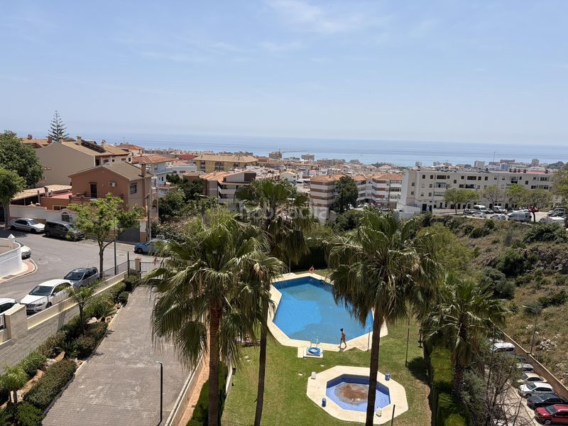 Foto f54aa140-0c9b-4541-9dd6-8c81337125f6. Àtic amb calefacció aparcament piscina a Arroyo de la Miel Benalmádena
