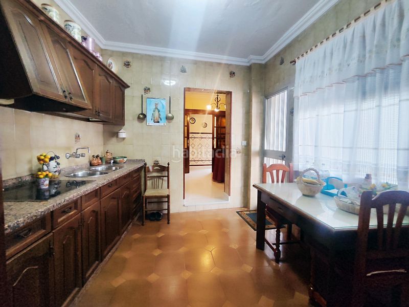 Foto cc8a7fd8-a9ce-4de0-af34-9b86fcfac509. Casa aparellada a Ayamonte ciudad Ayamonte