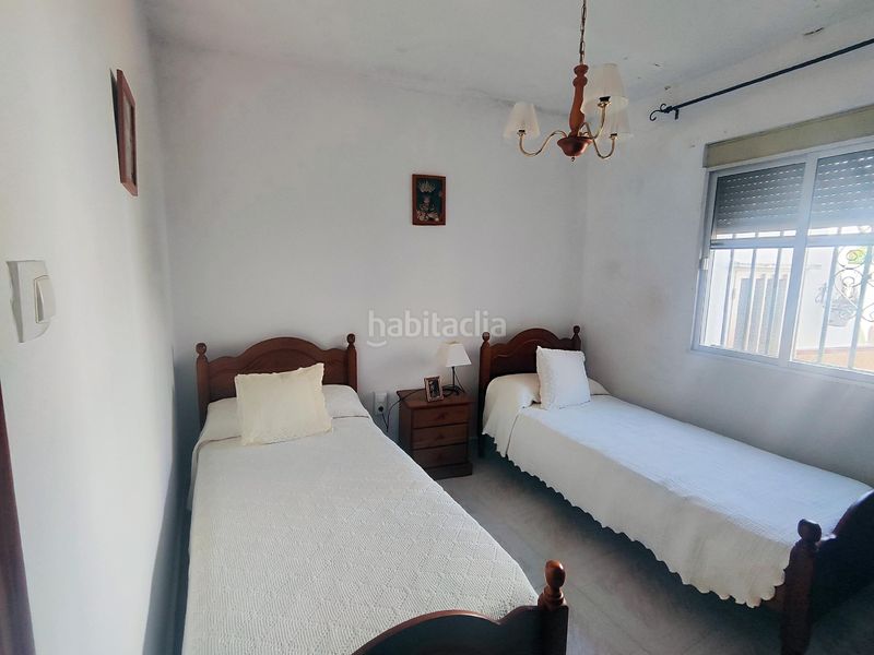 Foto fbac1333-411d-4b3a-8e72-babd99c3cbea. Casa aparellada a Ayamonte ciudad Ayamonte