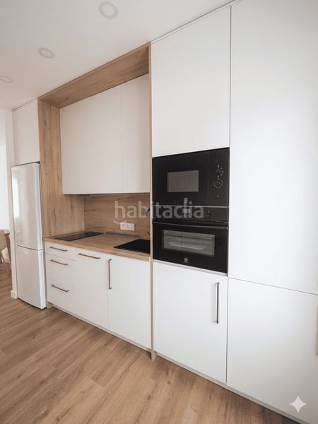 Foto cf6f02e5-5479-4a72-99a0-31400bac26e3. Rent flat in Centro Cáceres