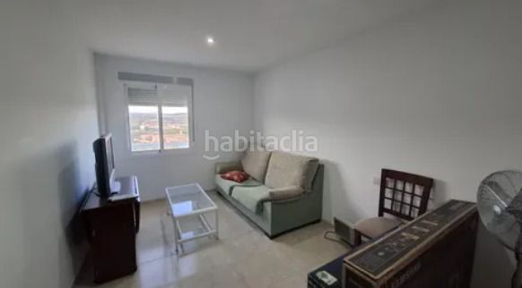 Foto 5b8ab35d-9e15-48ed-a22c-af58c95d16b5. Apartament amb calefacció aparcament a Turre