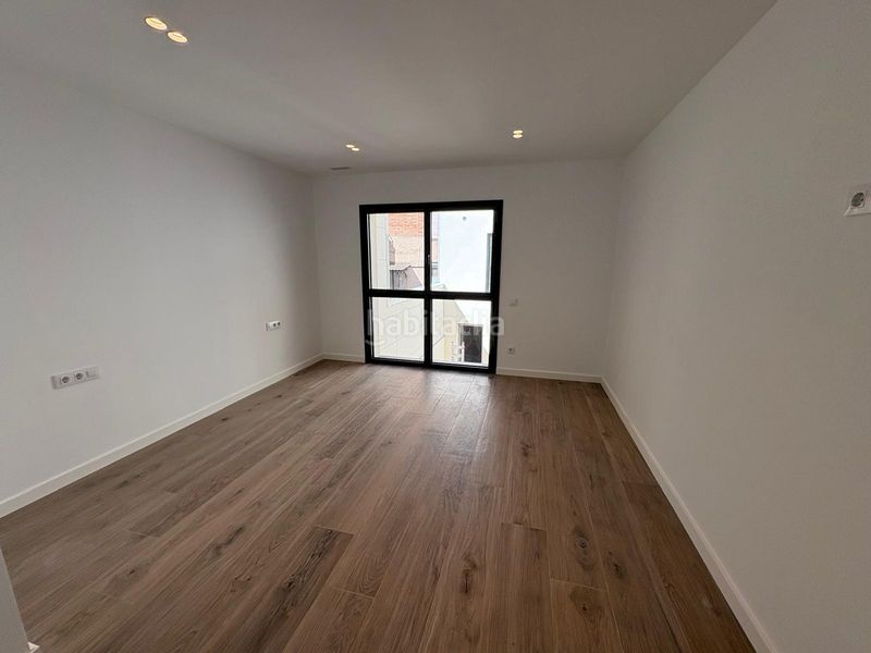 Foto e1645be0-9340-4f4a-b381-7ff062161da2. Location duplex avec chauffage dans Centre Sabadell